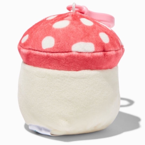NEW! 3.5” Sakina the mushroom Clip NWT - Picture 3 of 3